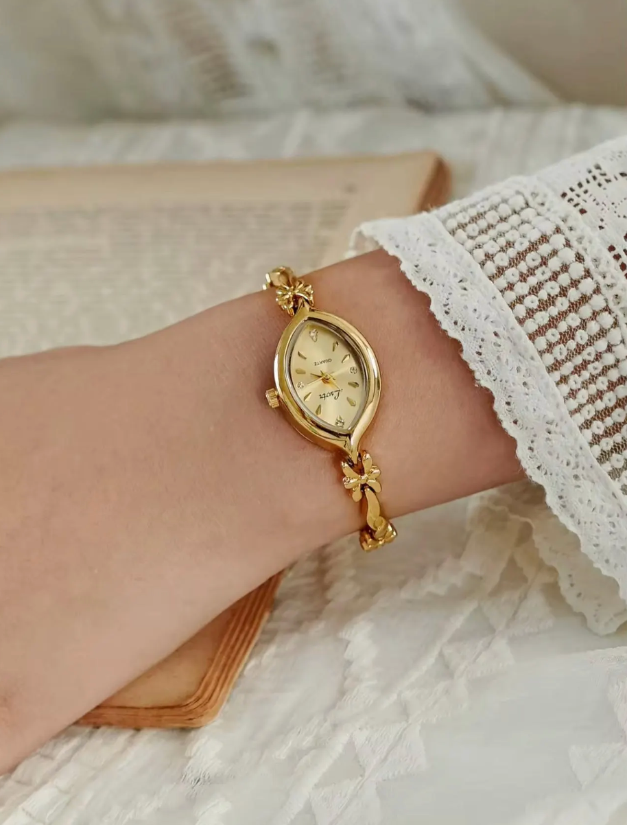Golden Ties – Gold Vintage and French Inspired Elegant Watch