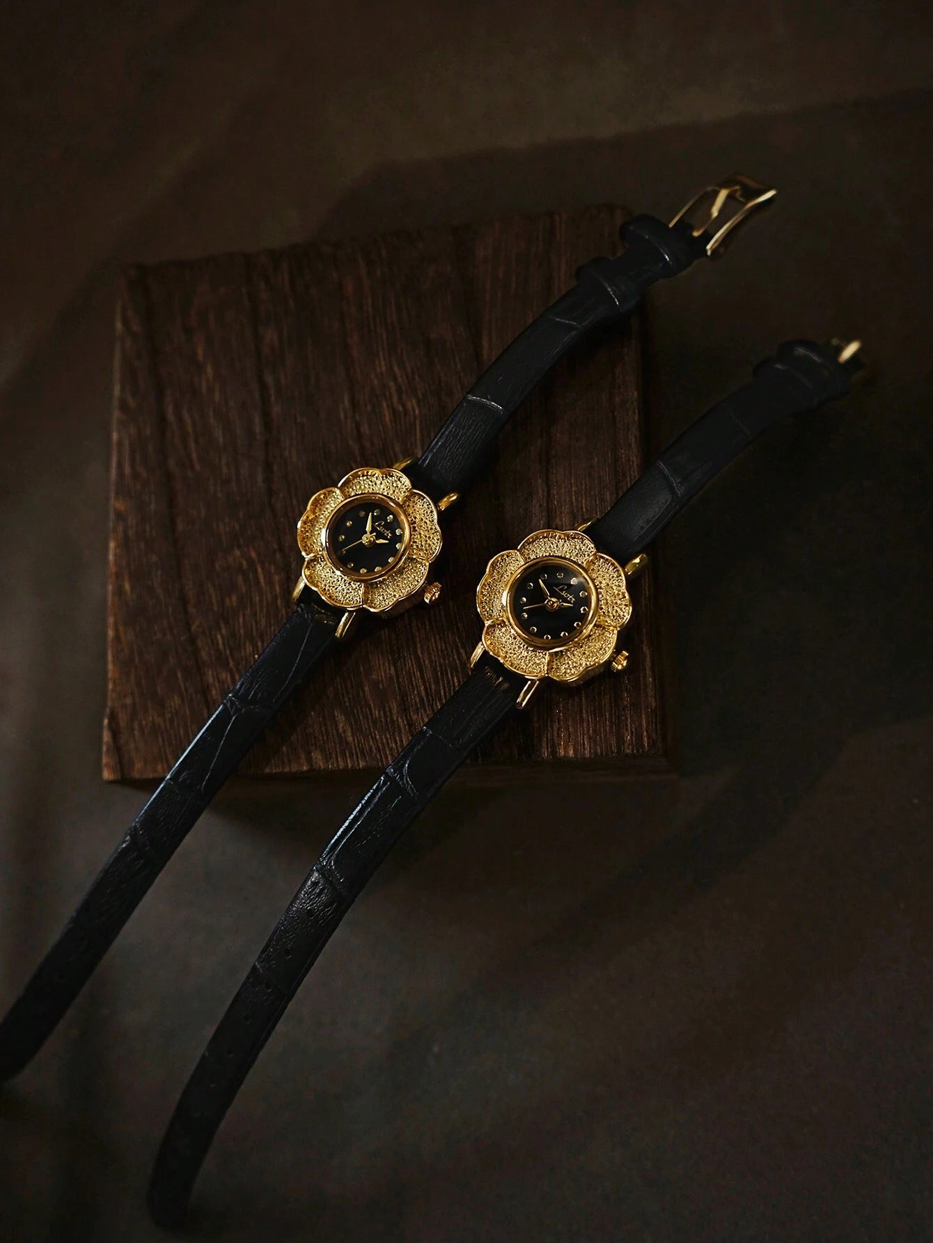 Midnight Rosette - The Petal & Gold Collection