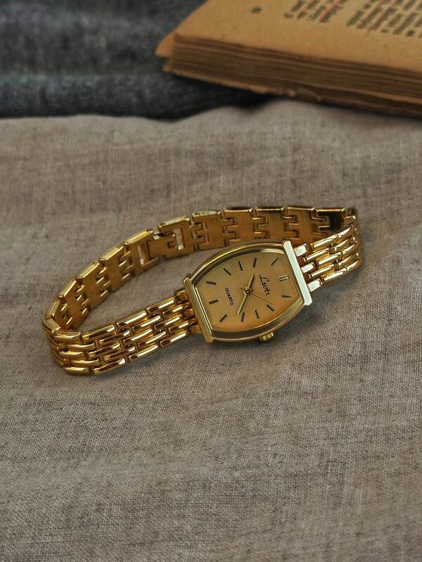 The Aurelia Watch - Vintage Inspired Gold Bracelet Watch