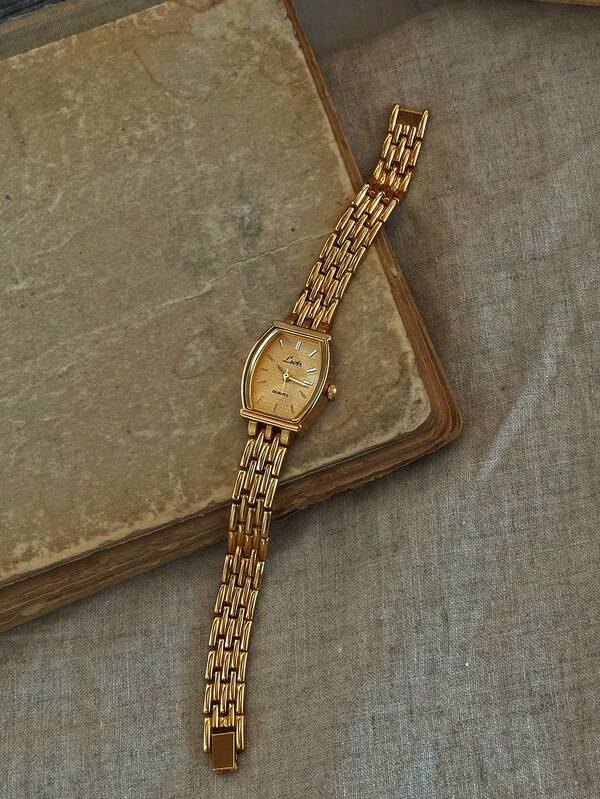 The Aurelia Watch - Vintage Inspired Gold Bracelet Watch