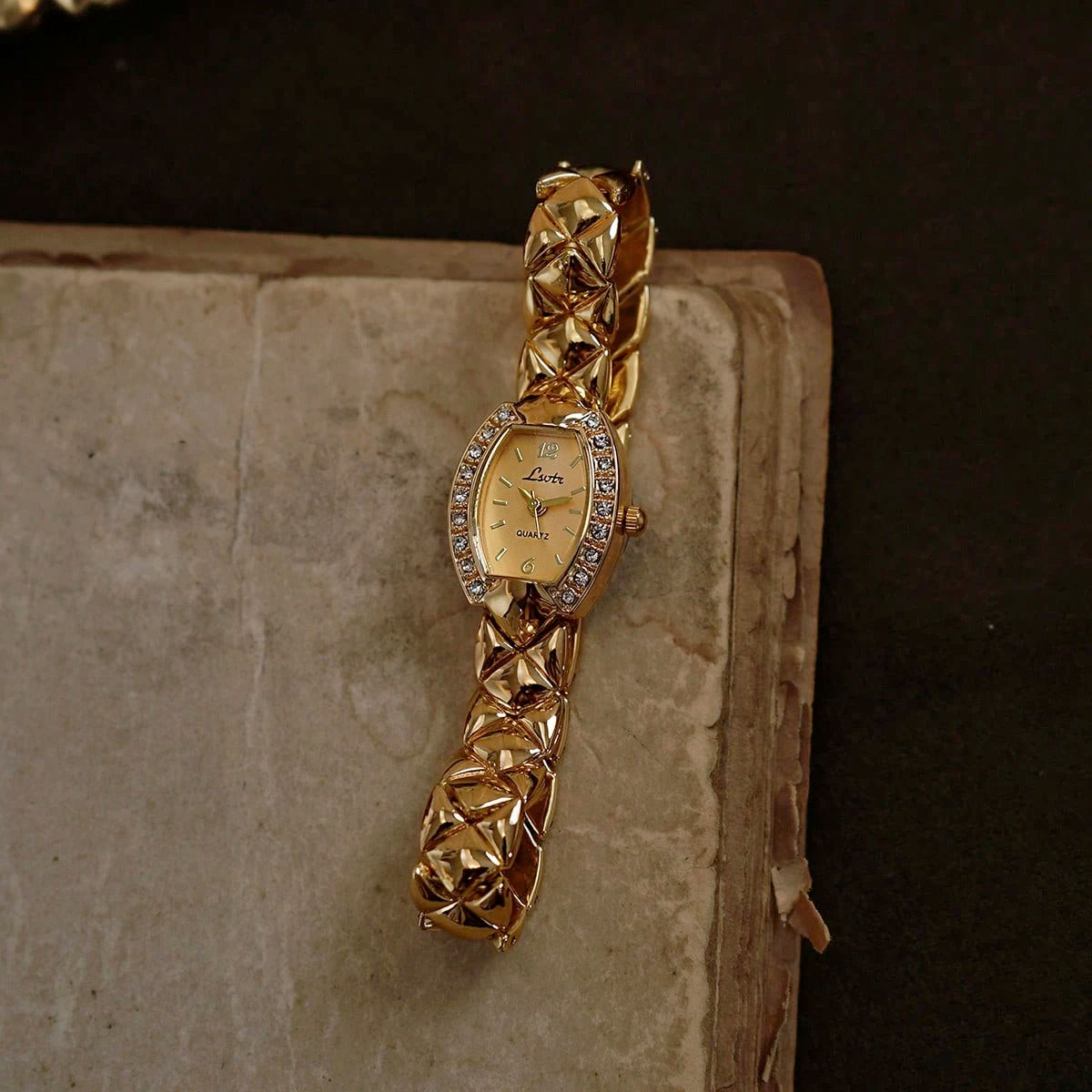 The Gilded Relic - Vintage Style Gold Bracelet Watch