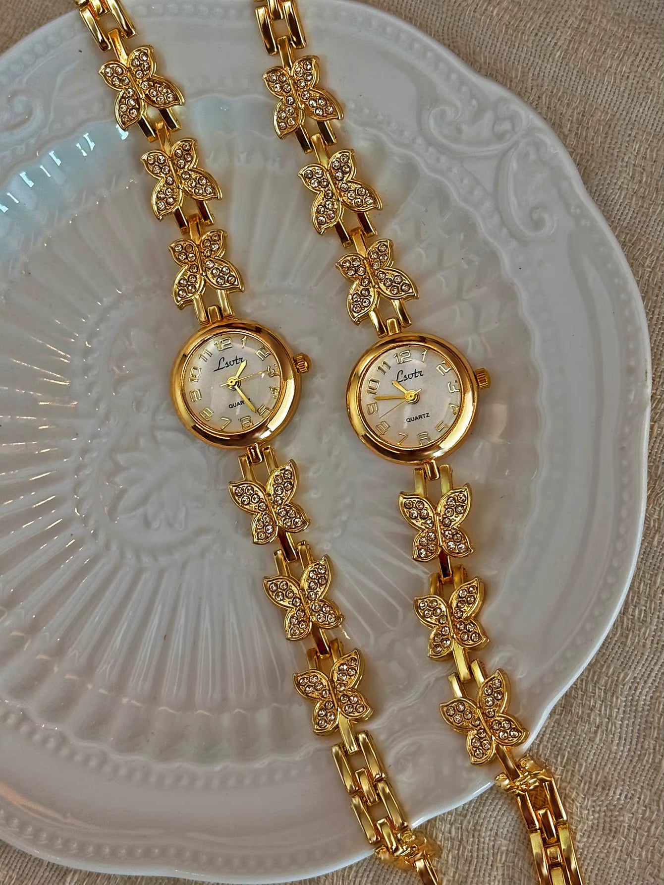 The Secret Garden Butterfly - Gold Butterfly Vintage Style Unique Dainty Women’s Wrist Watch