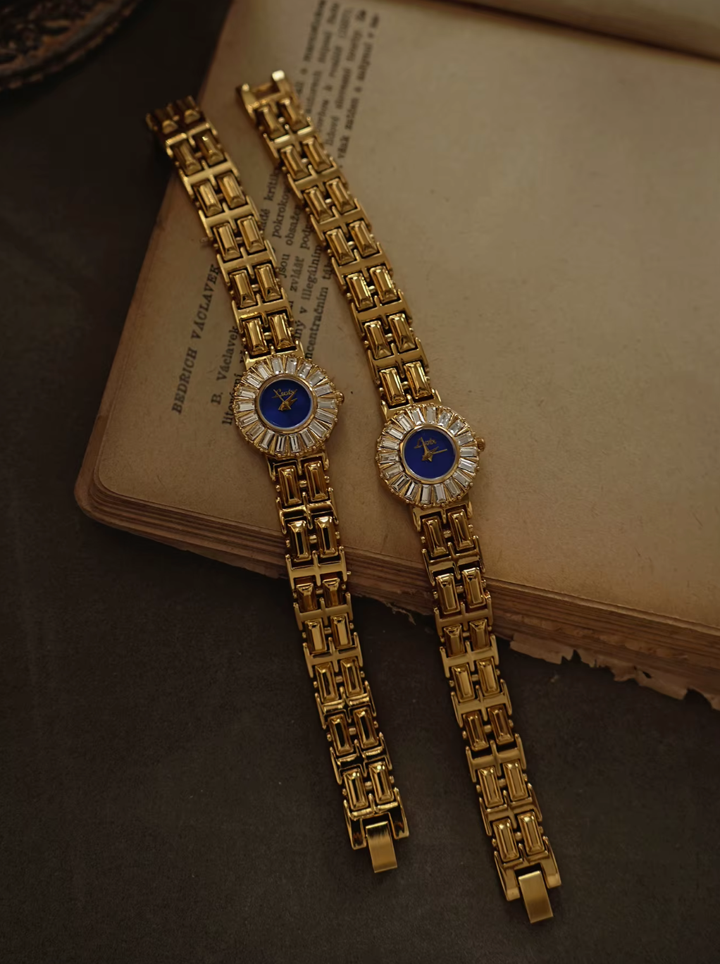 Gold And Blue Rhinestone Vintage Style Women’s Round Watch