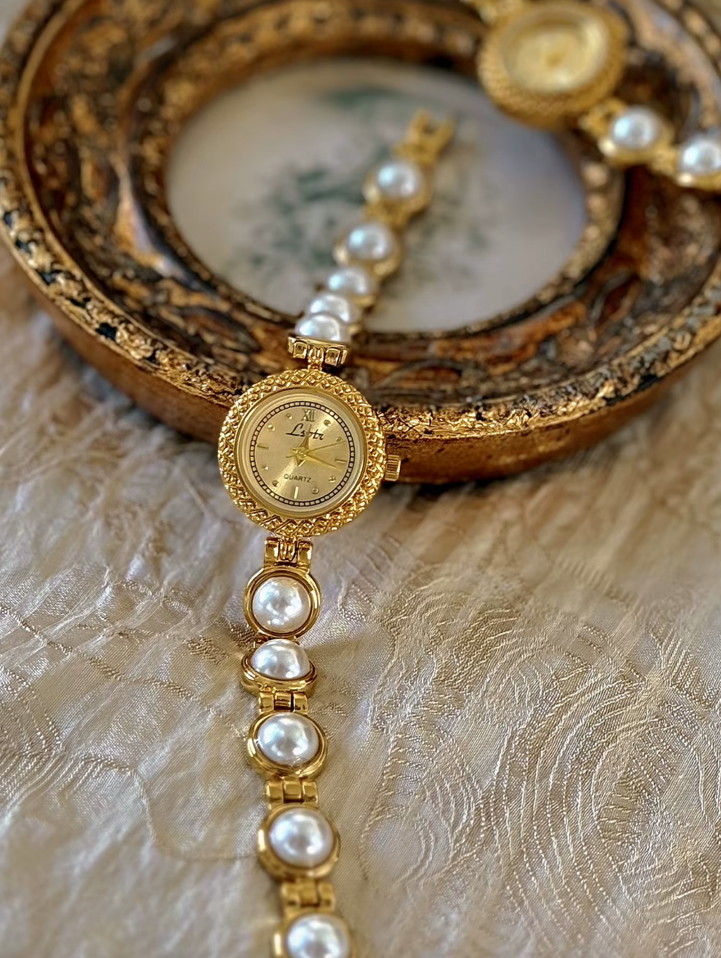 Gold Vintage Style Faux Pearl Band Round Women’s Watch