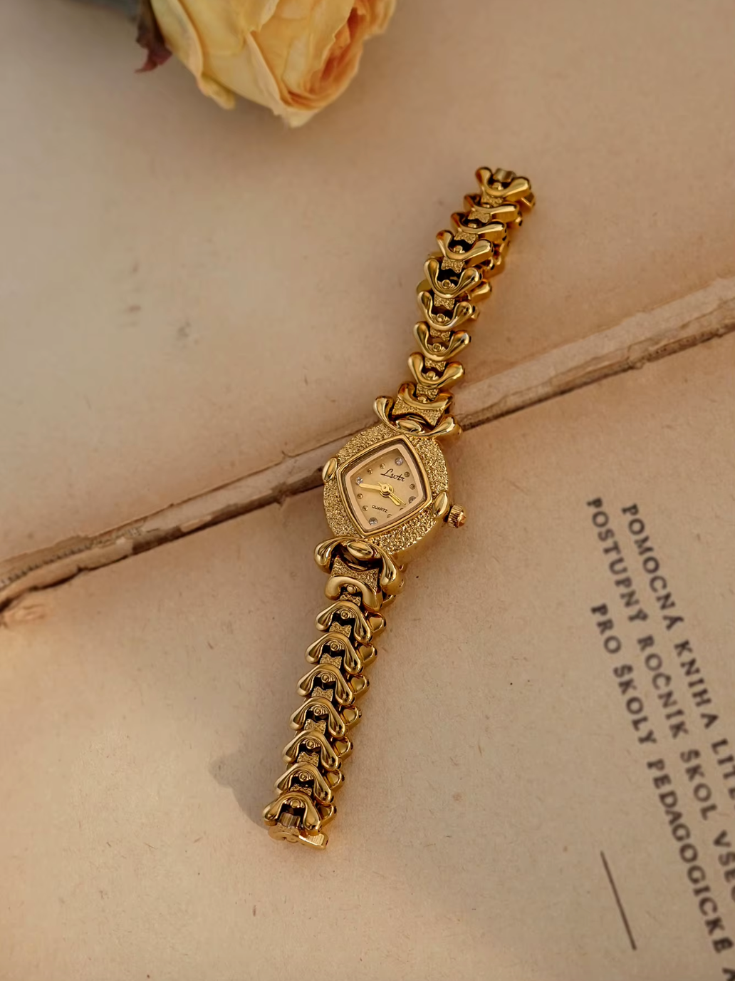 Gold French Vintage Style Unique Dainty Elegant Women’s Wrist Watch