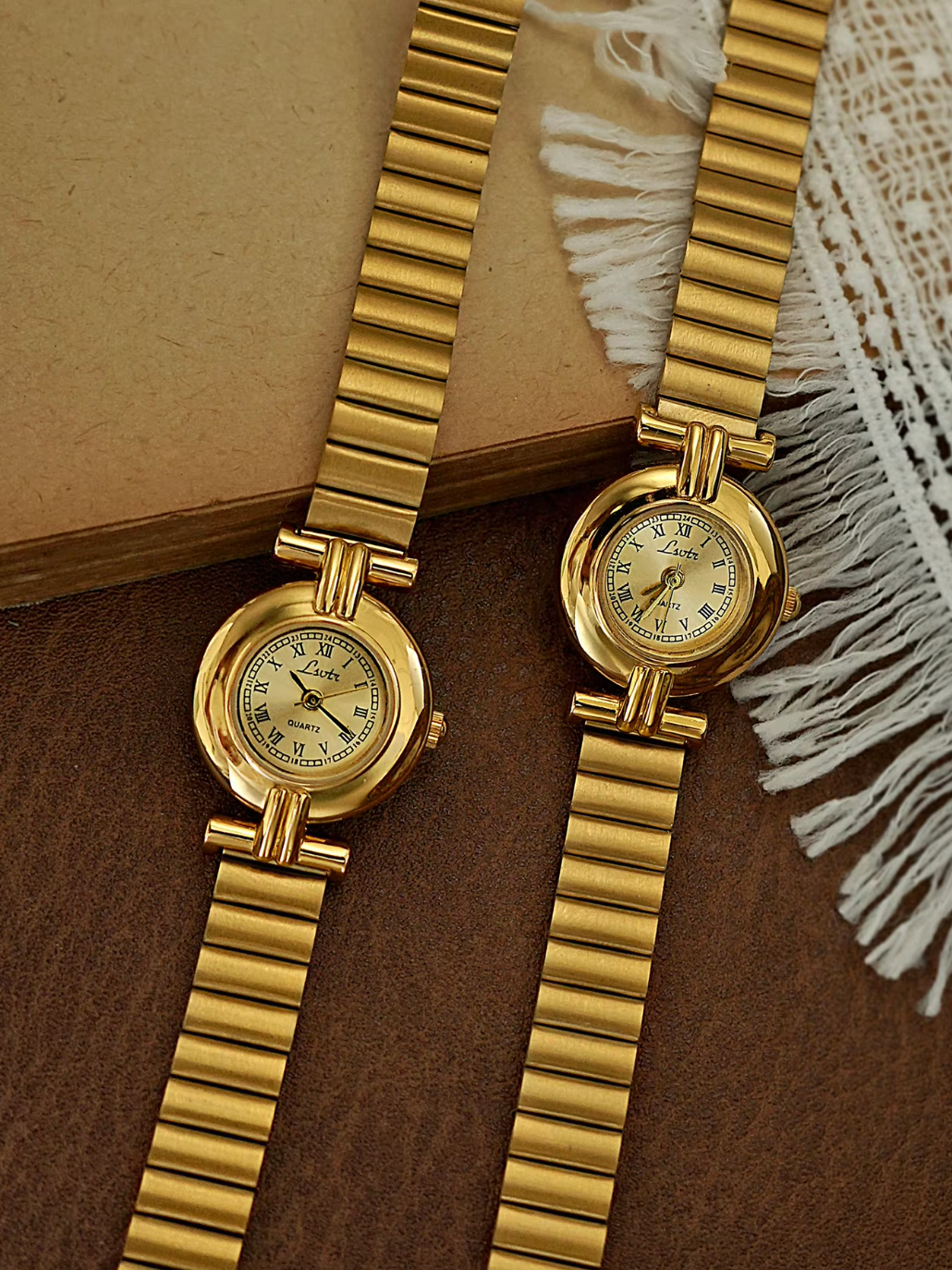 Gold Vintage Style Retro Women’s Round Watch