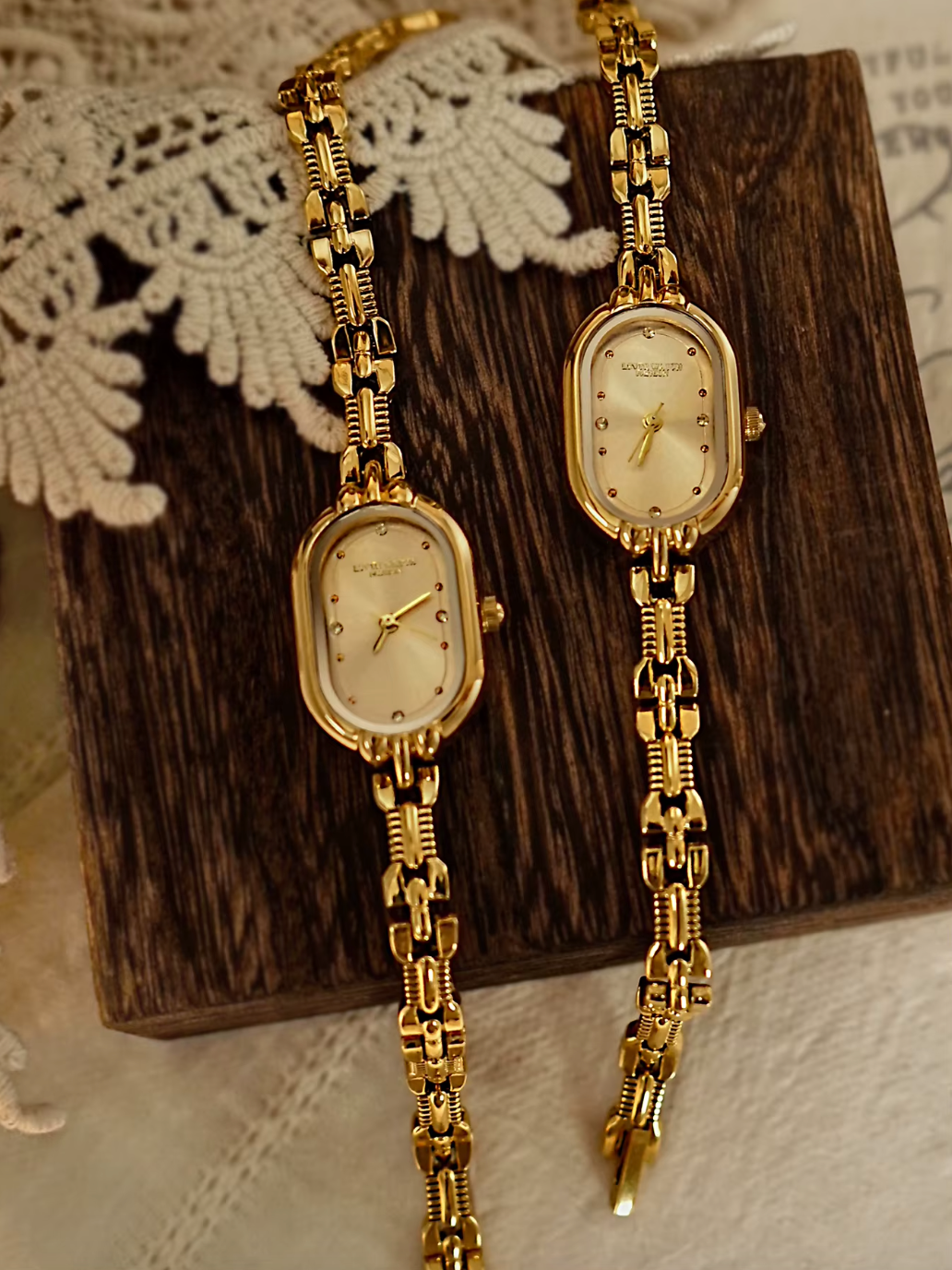 Gold Vintage Style Unique Dainty Women’s Wrist Watch