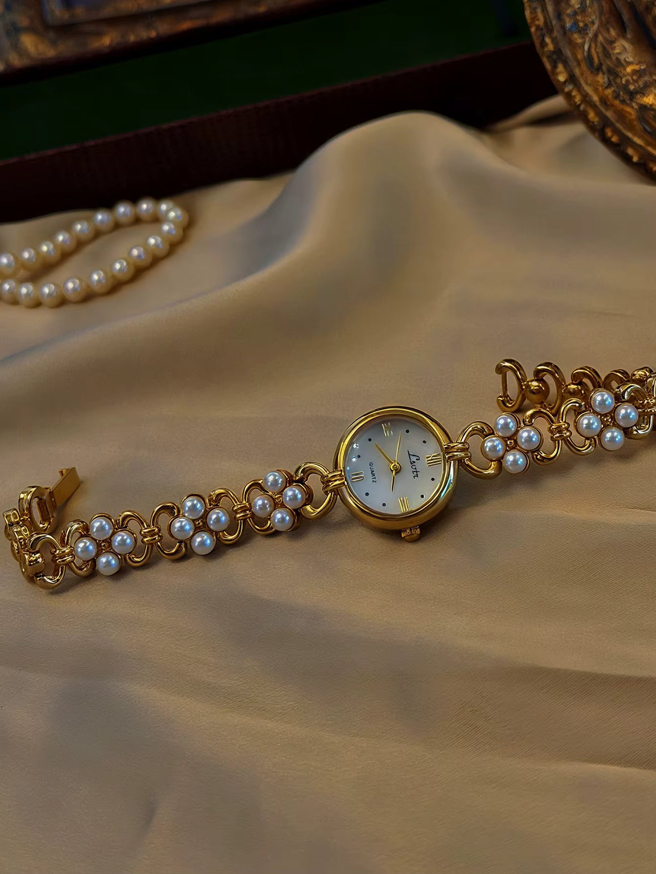 The Pearled Vine Watch - Vintage Gold Tone Women's Watch with Faux Pearl Band