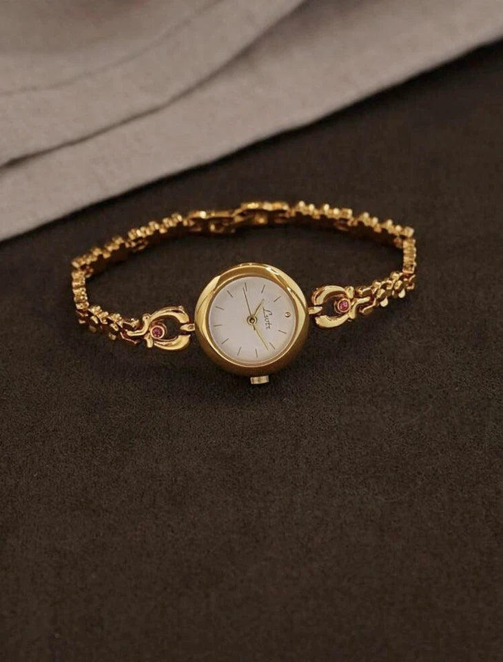Fleur d’Or – Vintage Floral Bracelet Watch